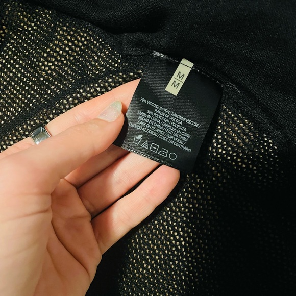 T Tahari Cardigan - Picture 3 of 4